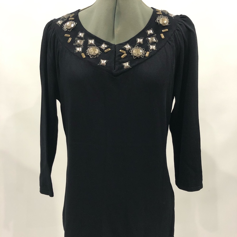 Black blouse￼